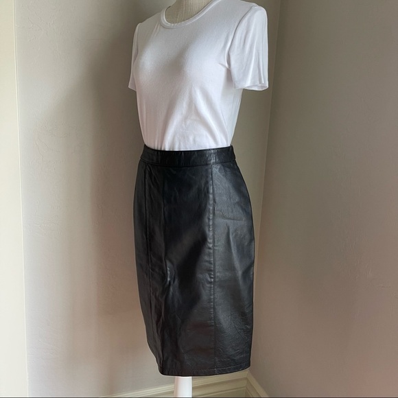 Cayenne Black Leather Pencil Skirt Size: 9/10 - Picture 3 of 11